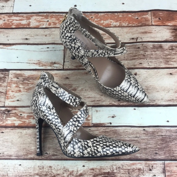 GUESS Faux Snakeskin Ankle Strap Strapy Heels 8M - Picture 1 of 7